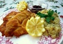 Schnitzel mit Kartoffelsalat